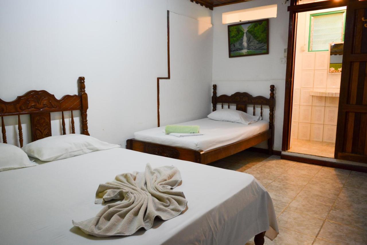 Hotel La Cascada Puntarenas Exterior foto